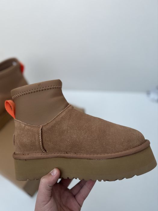 UGG Mini Dipper noi marimea 37 maro/brown