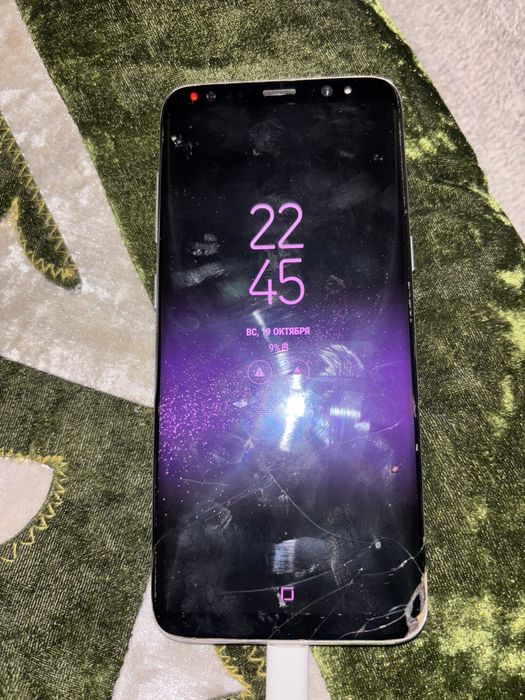 Продам телефон самсунг в хорошем состоянии