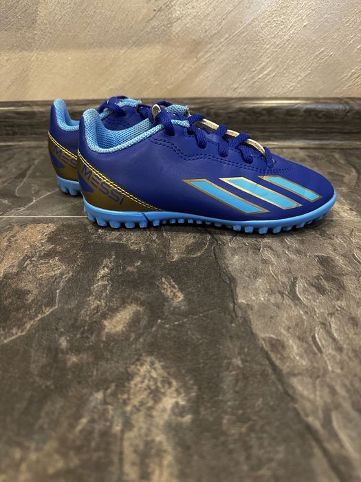 Adidas MESSI Стоножки 30 номер
