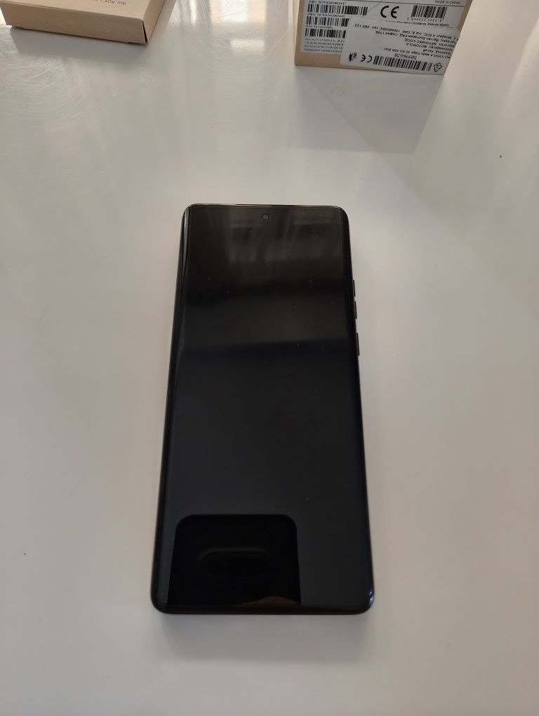 Motorola Edge 40 8Ram 256GB
