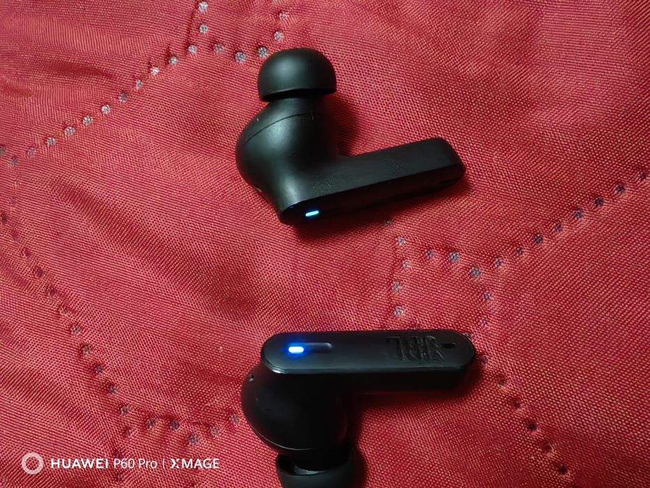 JBL Tune Beam слушалки