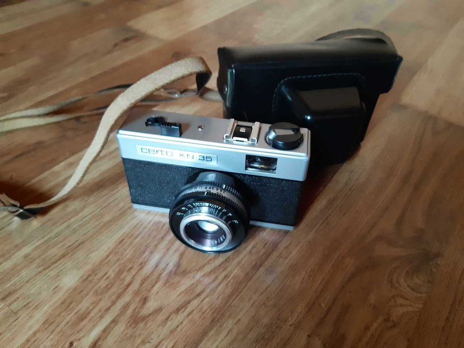 Ретро фотоапарат Certo kn35