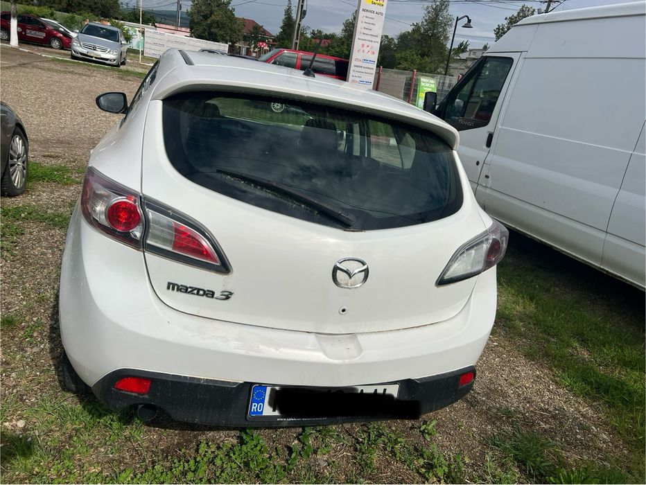 Lampa stop stanga dreapta pe haion Mazda 3 BL 2009-2013 hatcback