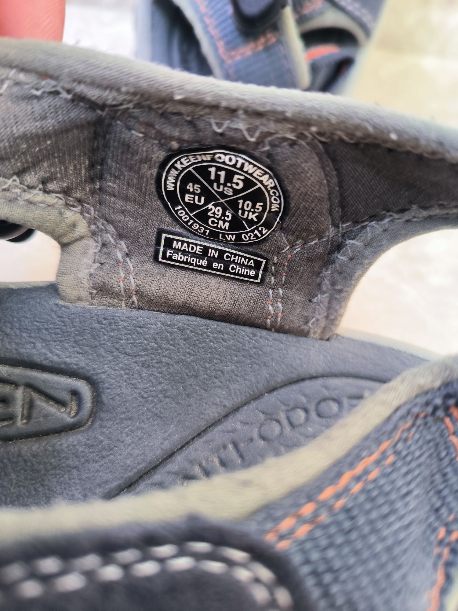 KEEN Сандали номер 45