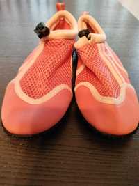 Детски аква обувки за момиче