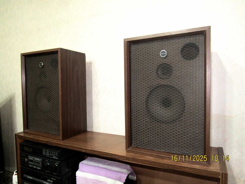 Винилoвый прoигрывaтель «Арткур—003 cтерео» с колонками «Sanyo»