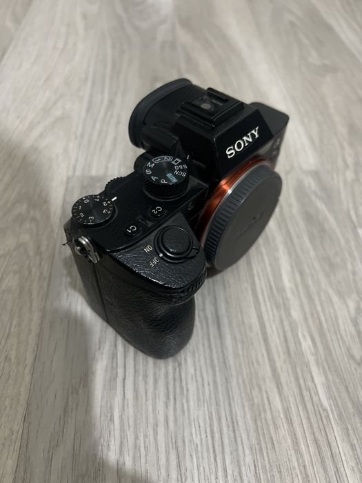 Sony a7 iii body sotiladi