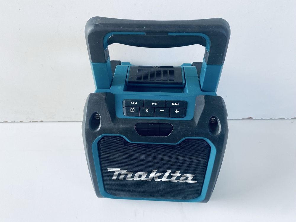 Radio makita cu bluetooth