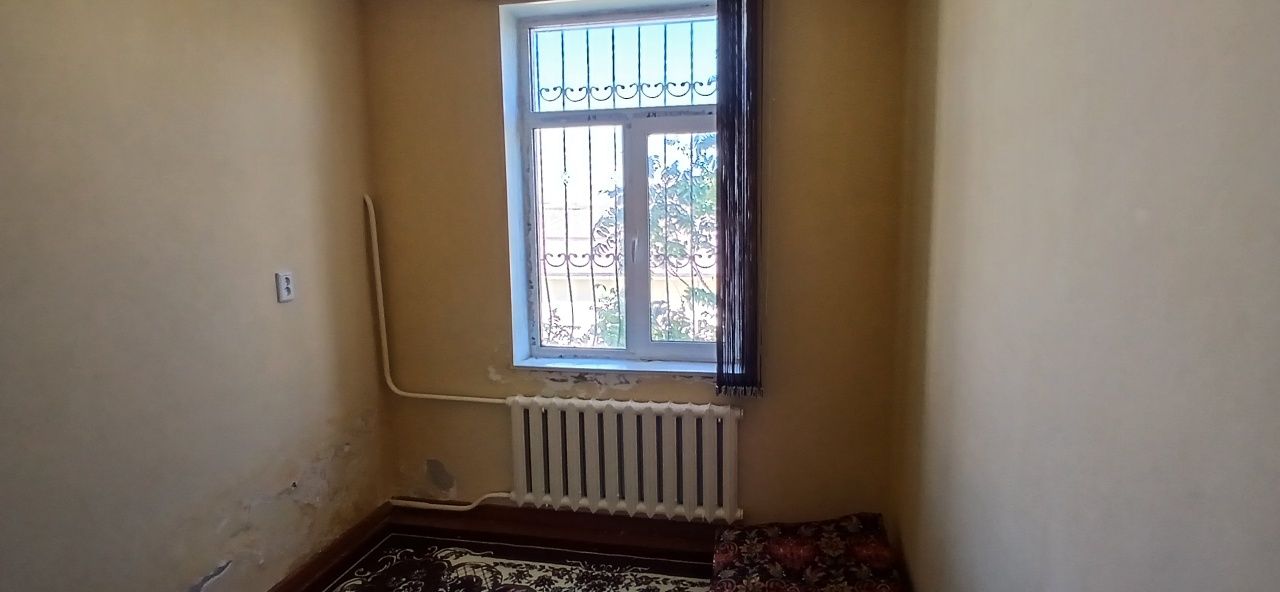 Urganch shahar gaydar maktab yoni.3-qavat 3honali 100kv barcha sharoit