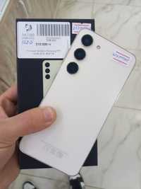 Телефон Samsung Galaxy S23