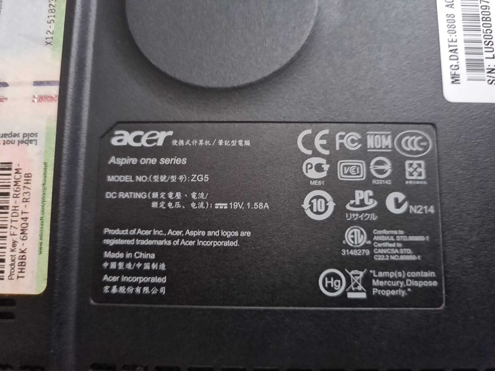 Acer Aspire One ZG5 + husa - nu se aprinde, pt piese