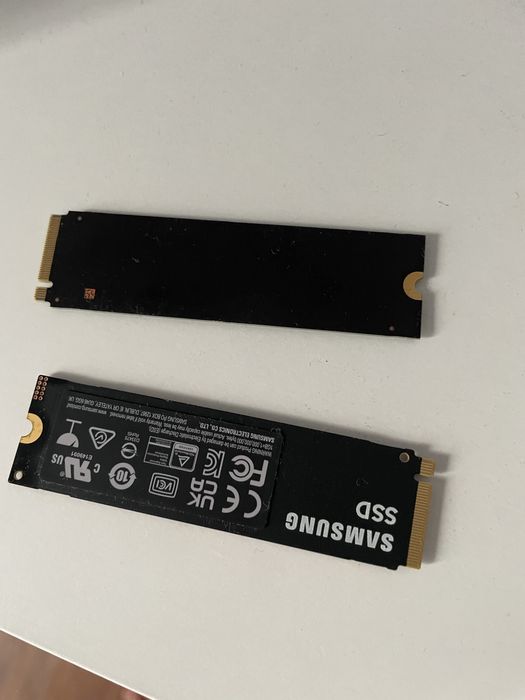 Ssd M.2 Samsung 990 PRO si Sandisk Extreme Pro