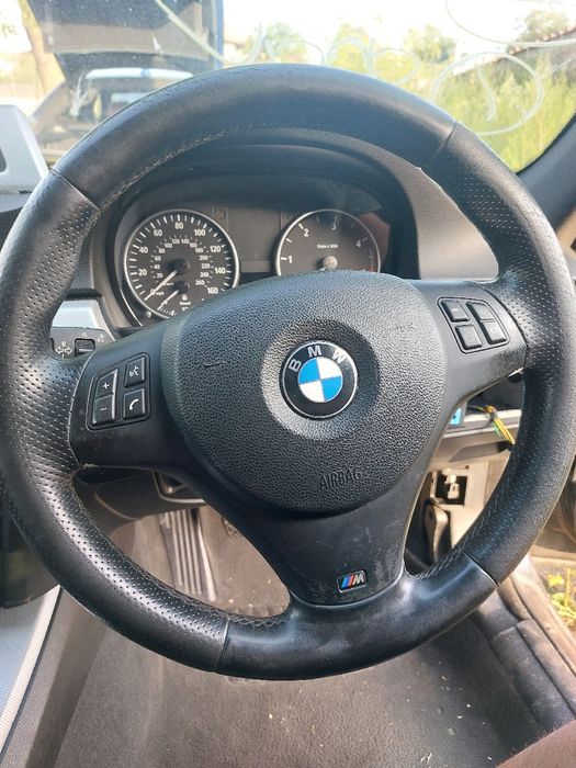 бмв е90 2.0d e90 bmw  салон , волан