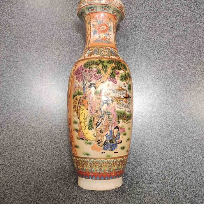 Винтидж китайска ваза