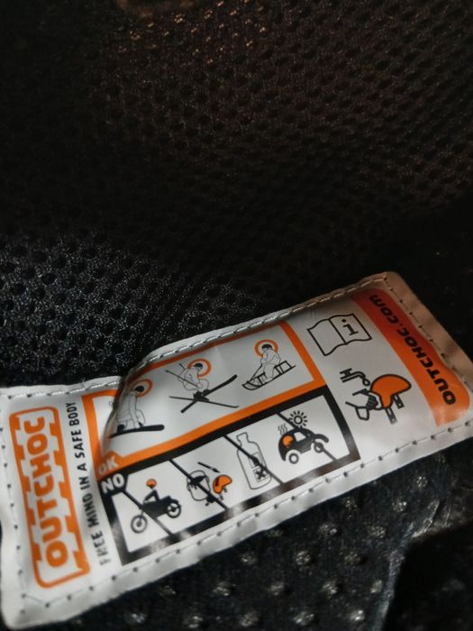 Продавам ски каска