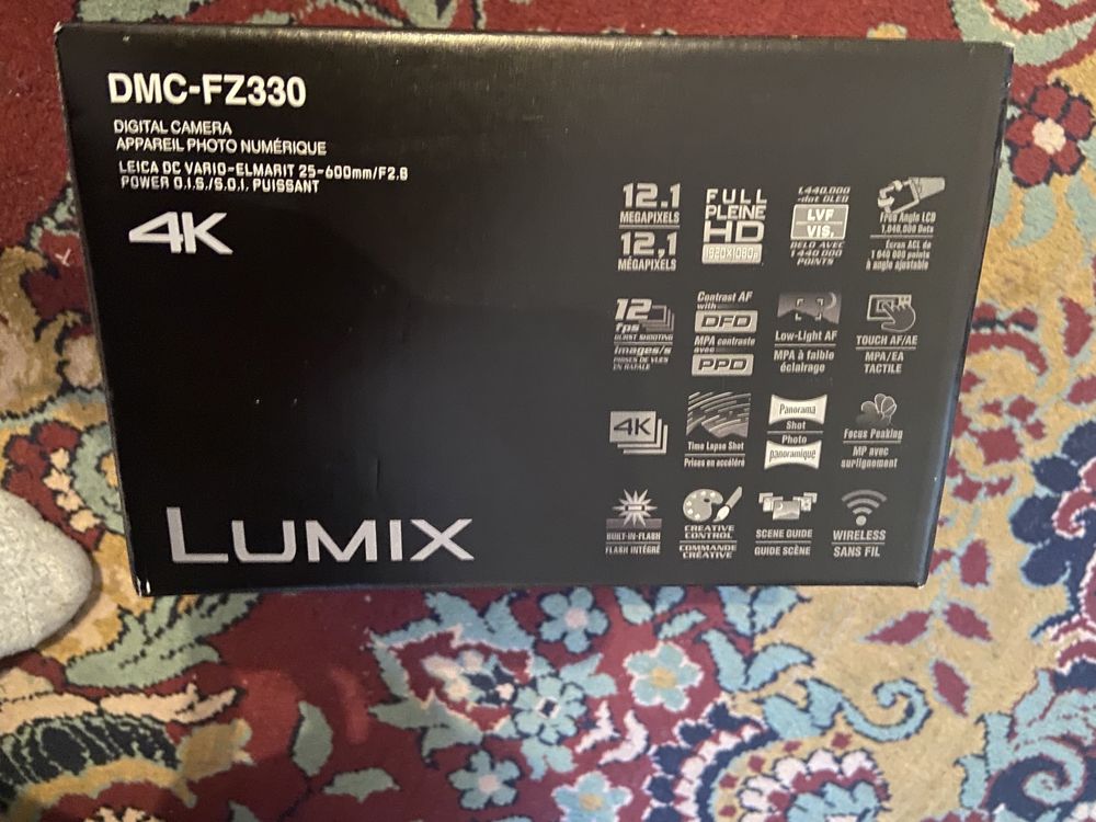 Panasonic lumix DMC-FZ330