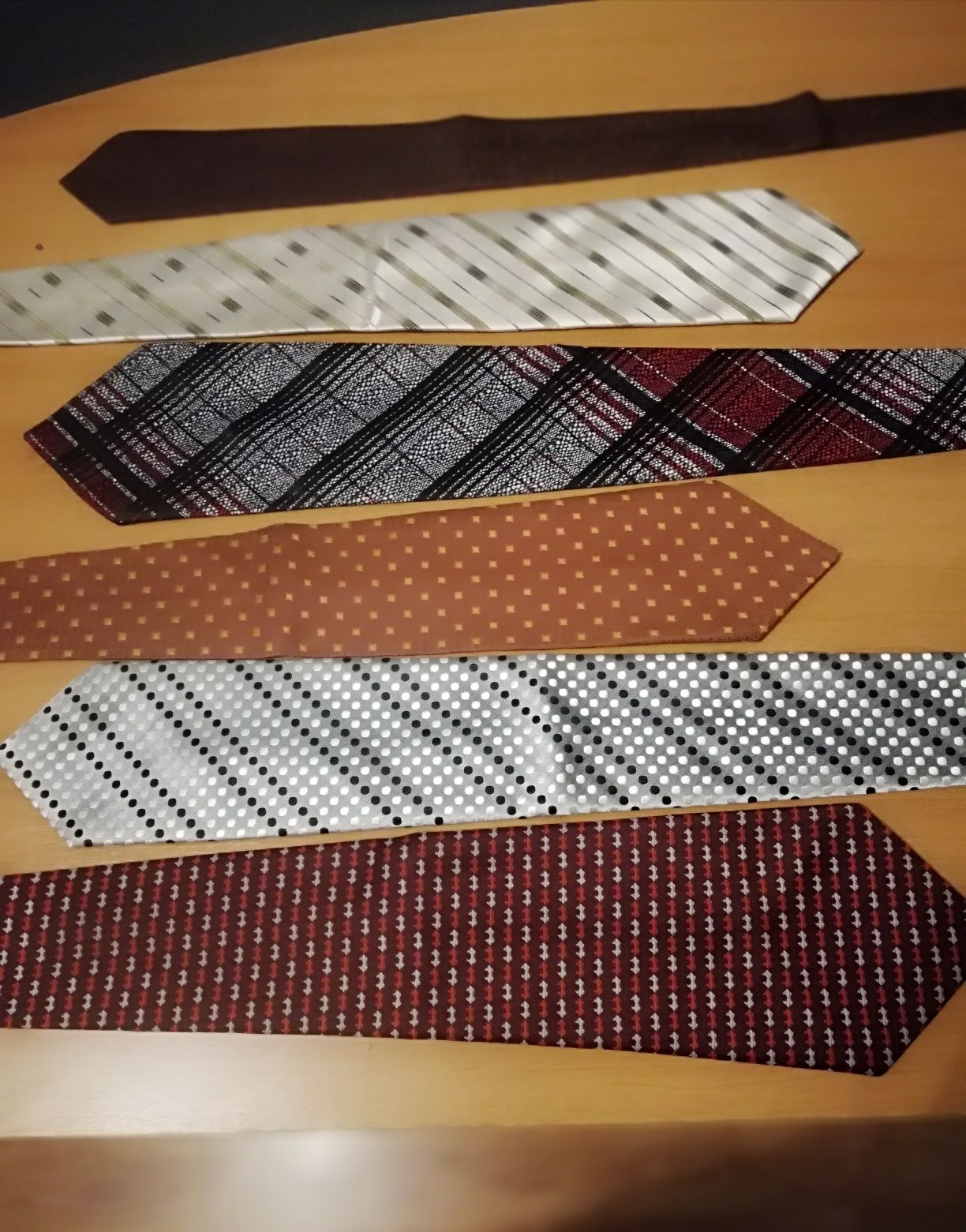 Мужские галстуки в ассортименте