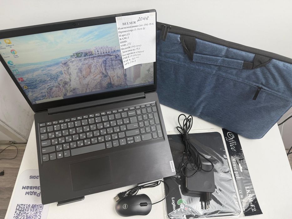 Ноутбук в отличном состоянии, полностью готов к работе и учебе Core i3