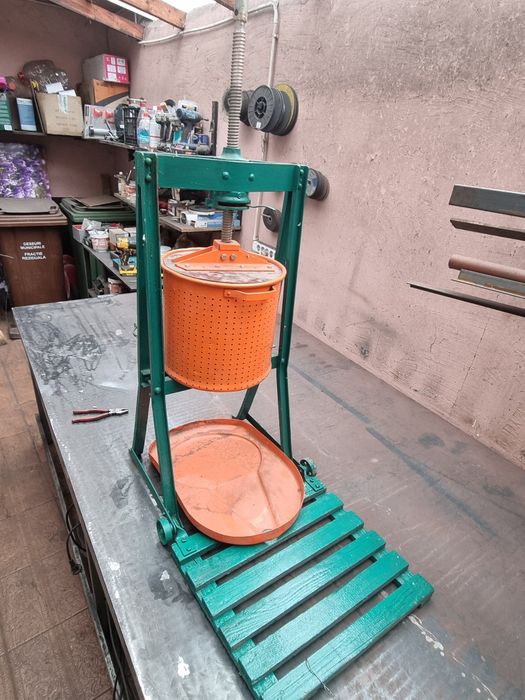 Teasc stors struguri