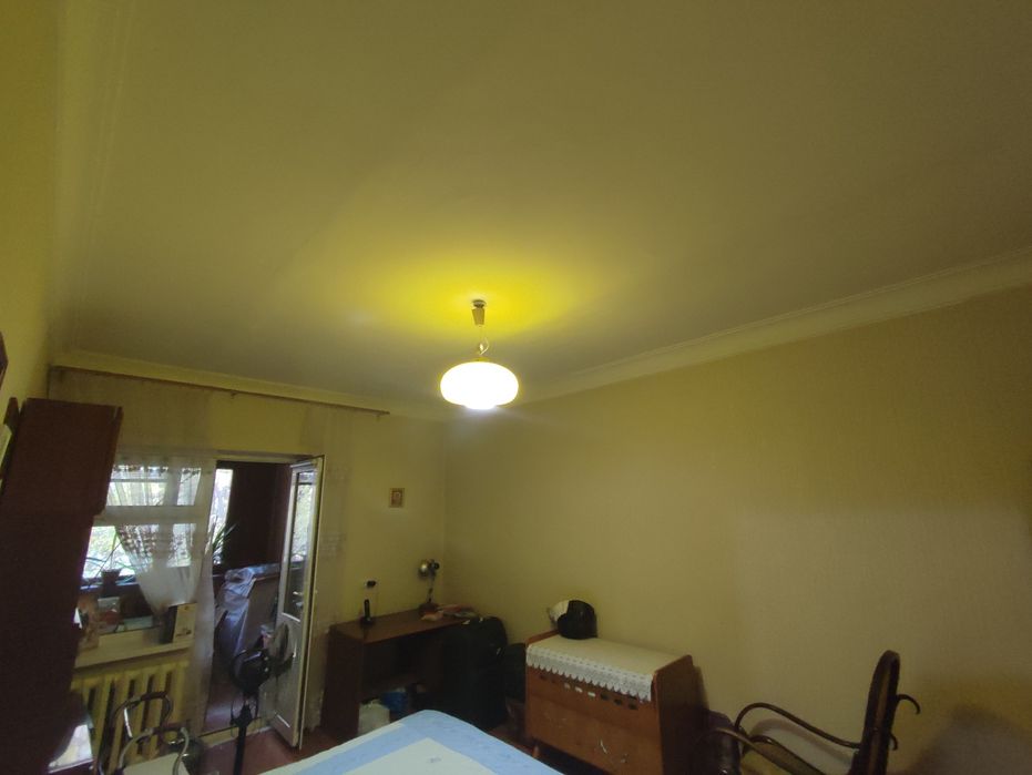 Продаётся трёх комнатная  квартира  Низами. Парк бобур