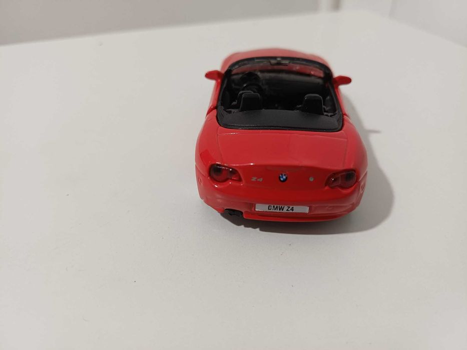 1/43 Bmw Z4 Tiny Toys