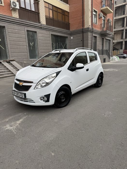 Spark Avtomat sotiladi