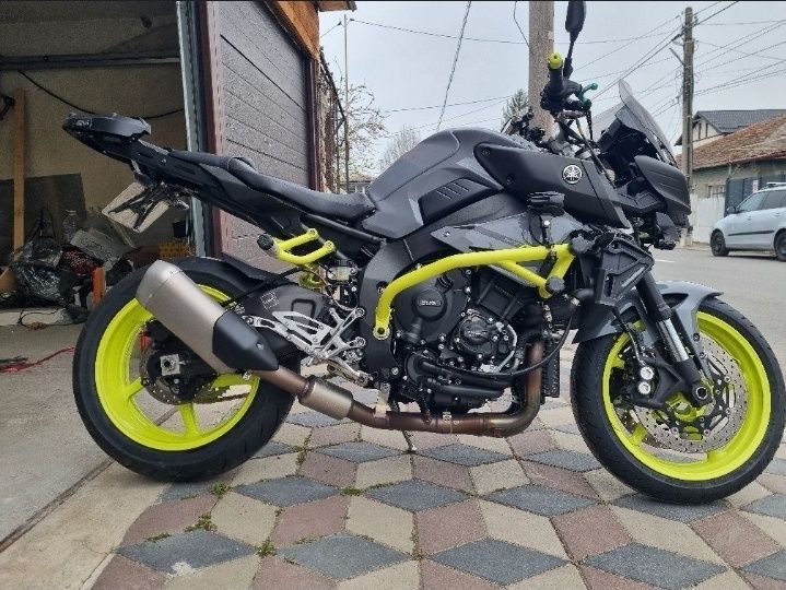 Yamaha MT10 2017