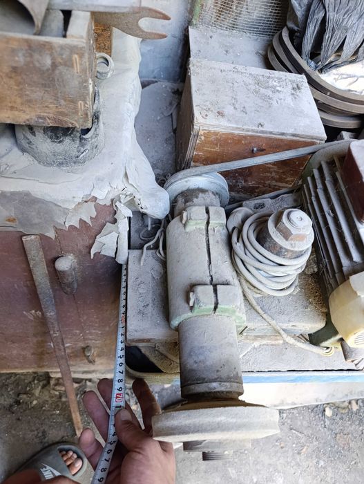 Верстак, тиски, точилка