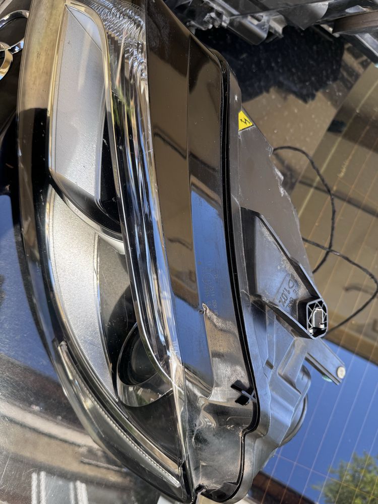 Фарове биксенон фейслифт Audi A3 8p bixenon xenon