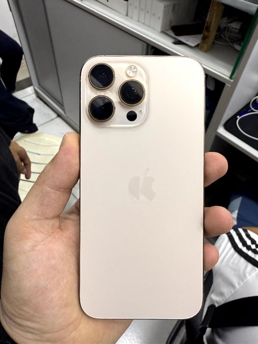 16 pro max 92 yomkost idial karobka simi hamasi bor simkartali