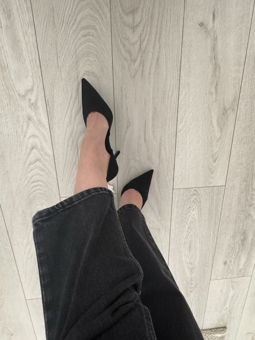 Pantofi catifea marimea 39