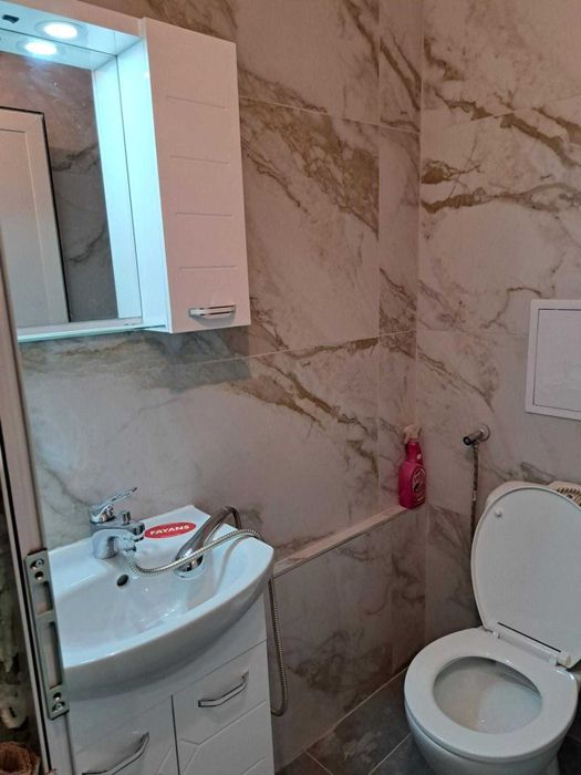 Продава се Тристаен апартамент в Пловдив, Център - 98 кв.м за 2051 €/кв.м - Снимка #10