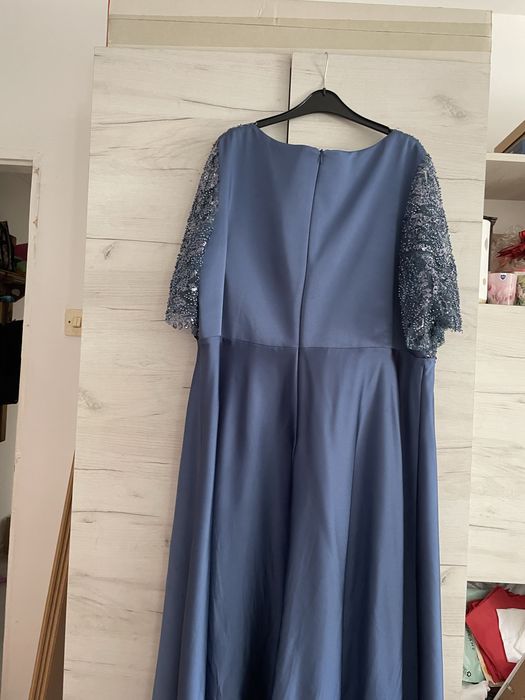 Rochie de seara usoara la puratate