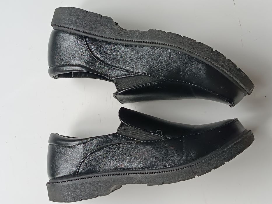 Ниски официални черни обувки - тип мокасини  SYKE tm1 - 33 номер