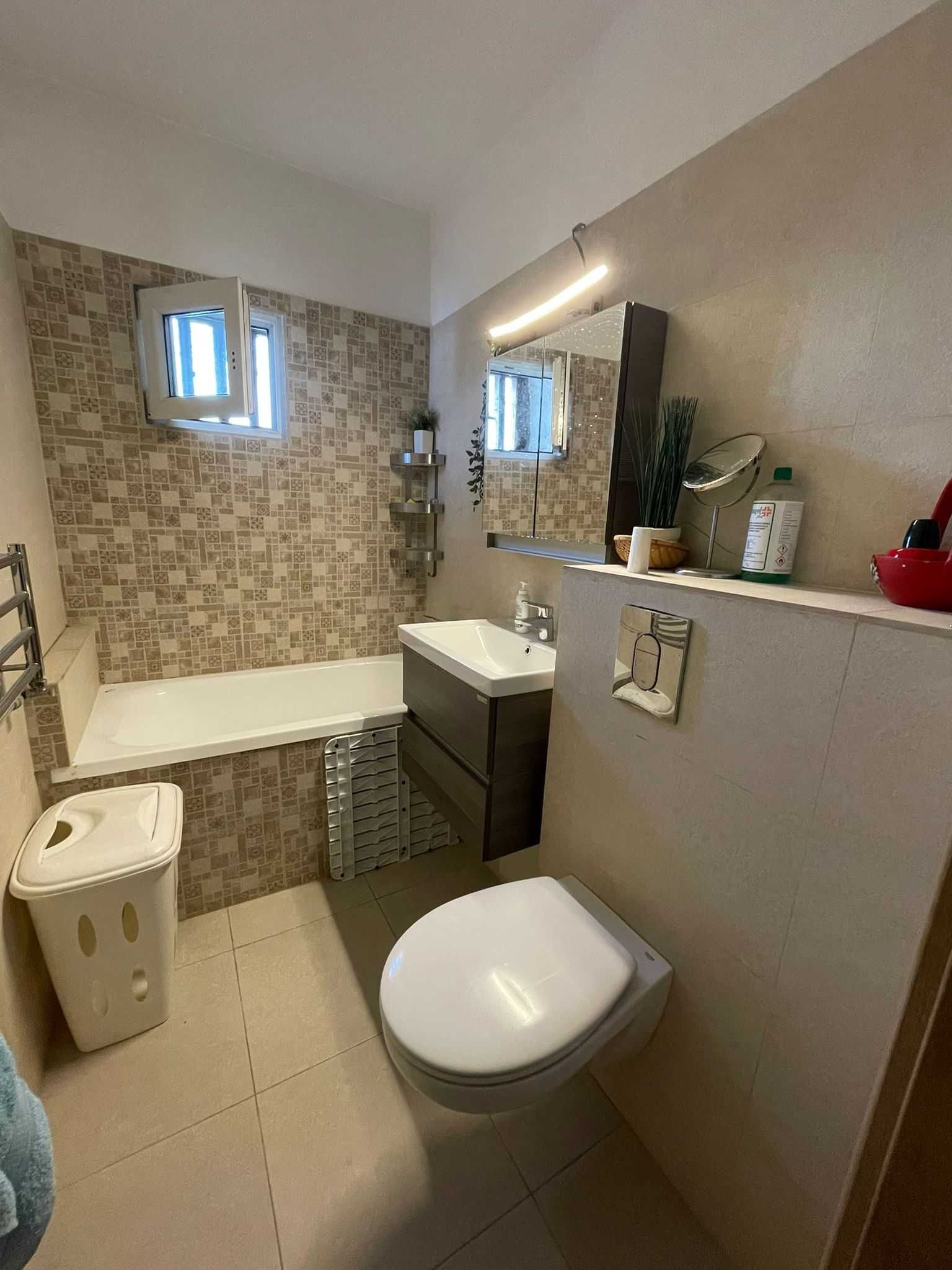 Apartament 2 camere (renovat+mobilat) la 5 min de Metrou Piata Sudului