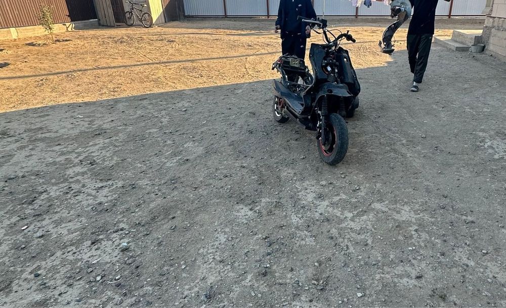 М8 мопед Лия мотор