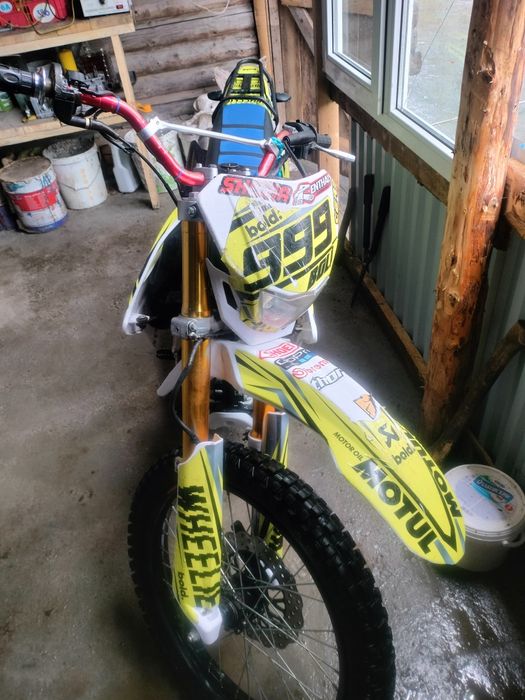 Продам 2 мотоцикла и машину ваз 21099