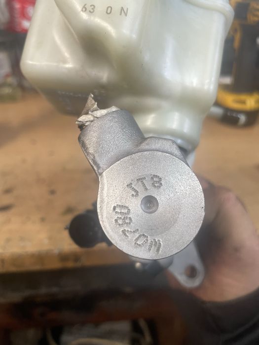 Спирачна помпа за Голф 6  1.4 tsi 122к