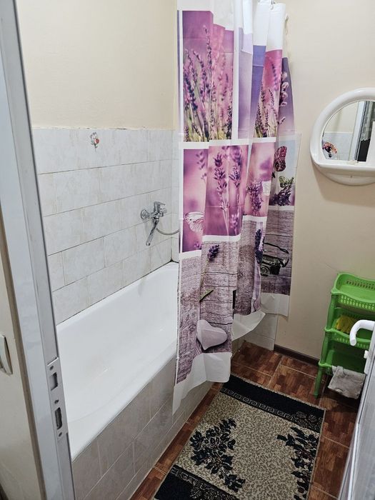 Продам чиланзар 7.  Одна комнатная.