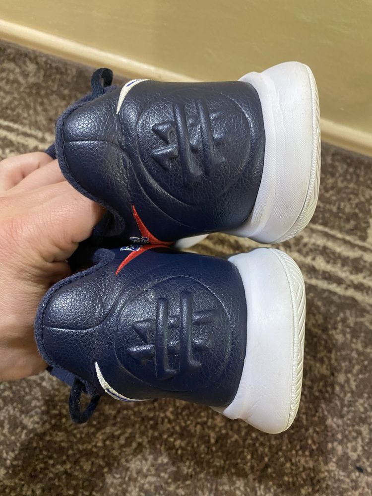 Мъжки/детски маратонки  Nike Kyrie Flytrap III-38,5Номер