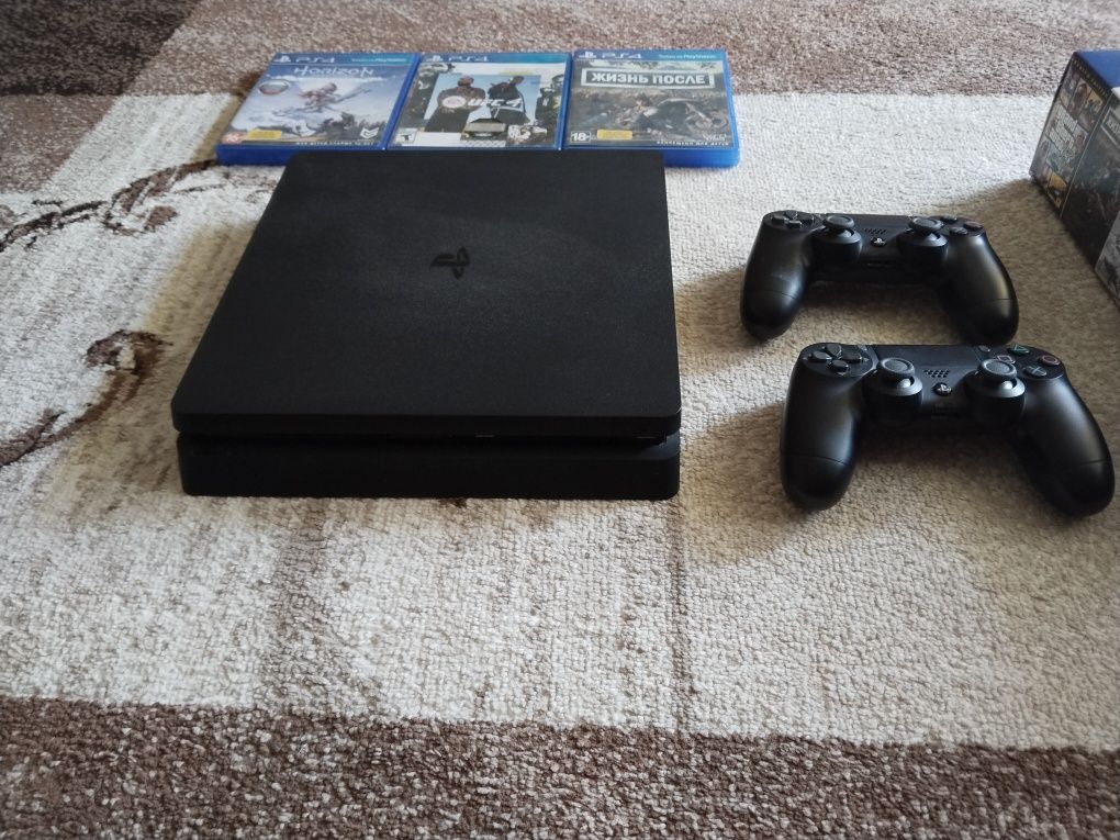 Playstation 4 Slim 1Tb