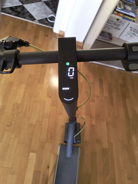 Trotineta electrica Navee s65