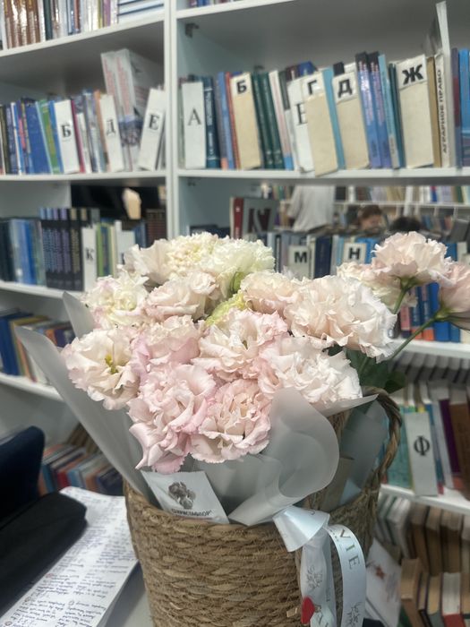 Цветы ,9000тг,красивая