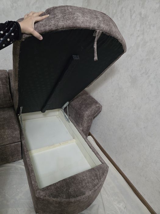 Диван раскладной в отличном состоянии