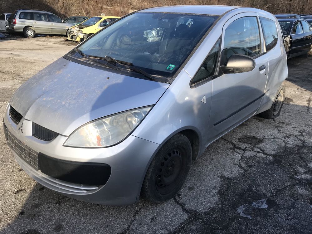 Mitsubishi Colt 1.1i на части