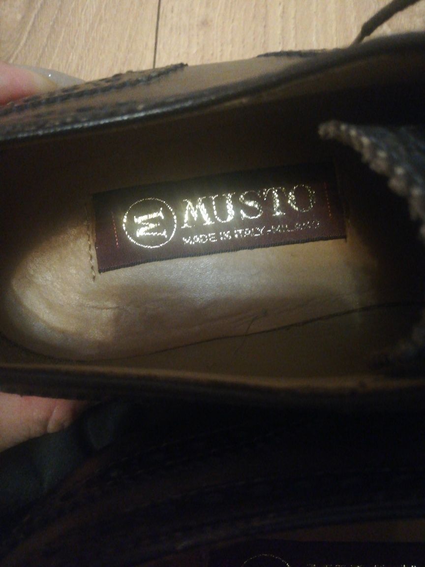 Pantofi din piele originali Musto marimea 40, 5