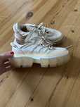 Adidas Ivy park маратонки