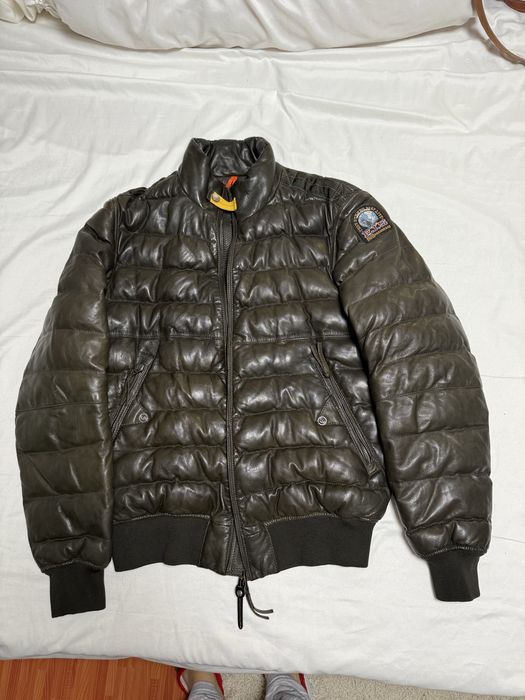 Geaca din piele Napapijri purtata de cateva ori