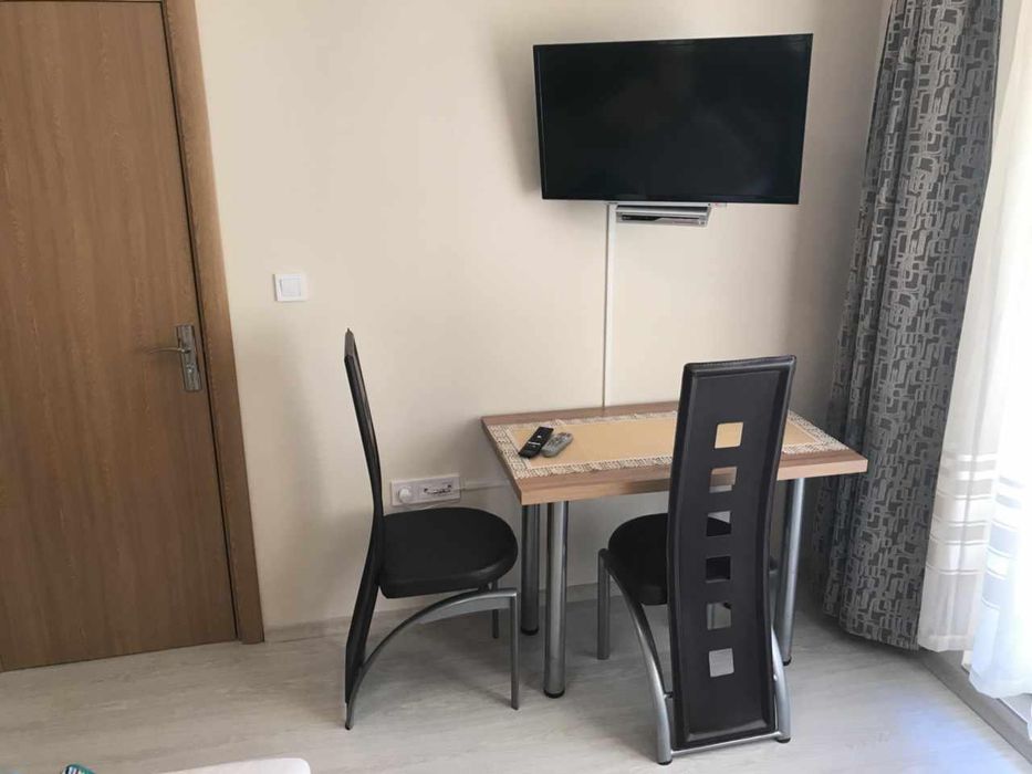 Дава се под наем Едностаен апартамент в Варна, ВИНС - 25 кв.м за 400 € - Снимка #1