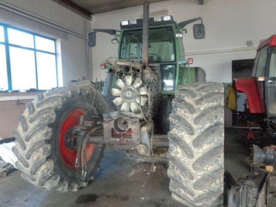 Dezmembrez tractoare Fendt 711,716